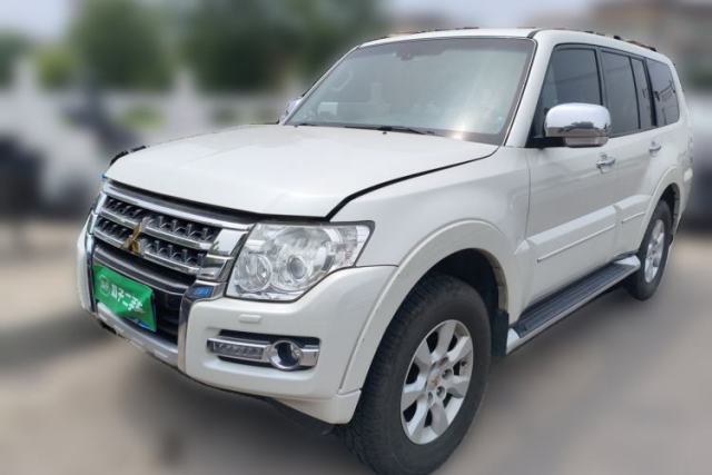 Used Mitsubishi Pajero 2016 3.0L Automatic Prestige Version China V Standard