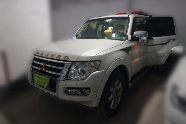 Used Mitsubishi Pajero 2016 3.0L Automatic Prestige Version China V Standard
