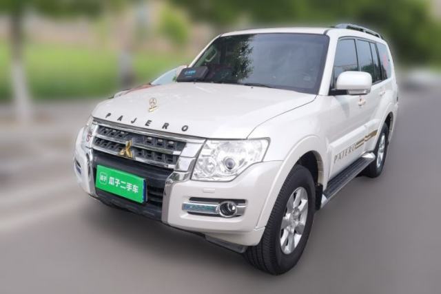 Used Mitsubishi Pajero 2016 3.0L Automatic Standard Version China V Standard
