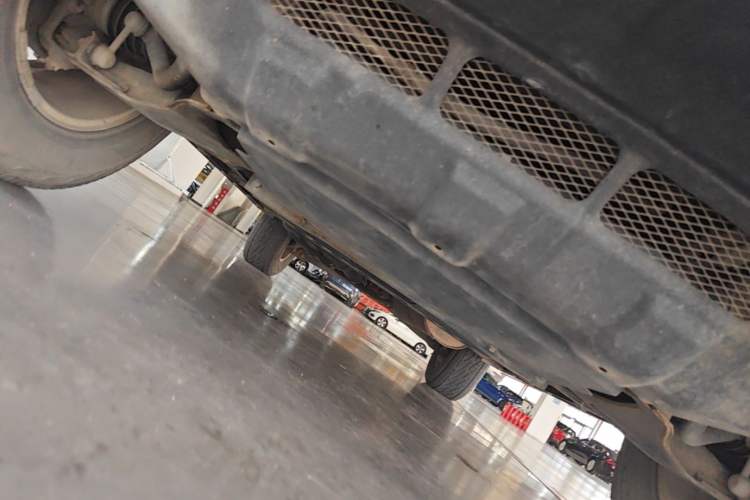 Used Mitsubishi Pajero 2016 3.0L Automatic Prestige Version China V Standard Chassis Front