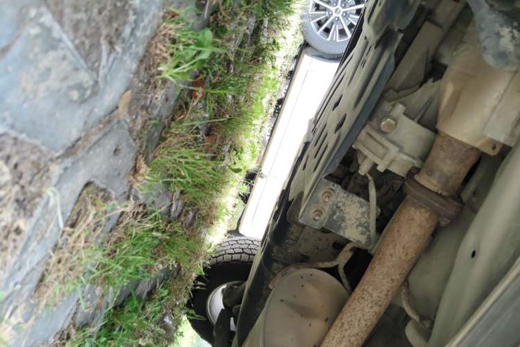 Used Mitsubishi Pajero 2016 3.0L Automatic Prestige Version China V Standard Chassis Front Left