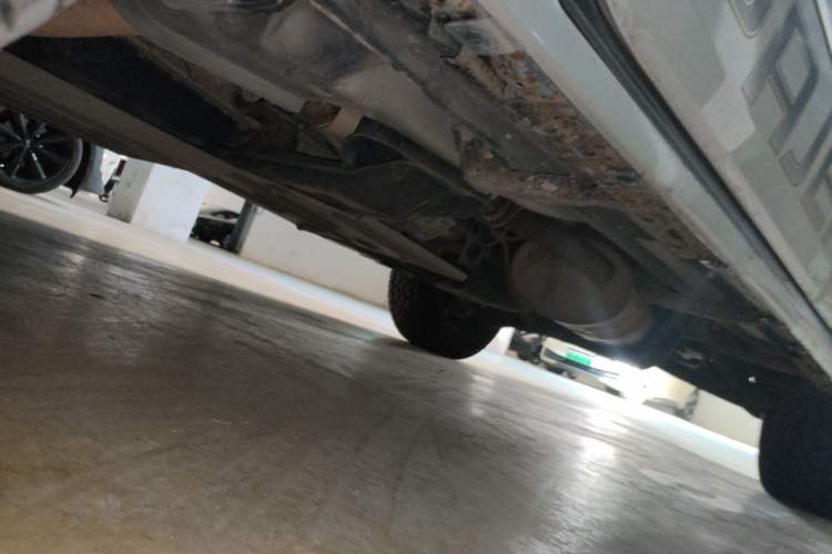 Used Mitsubishi Pajero 2016 3.0L Automatic Prestige Version China V Standard Chassis Front Left