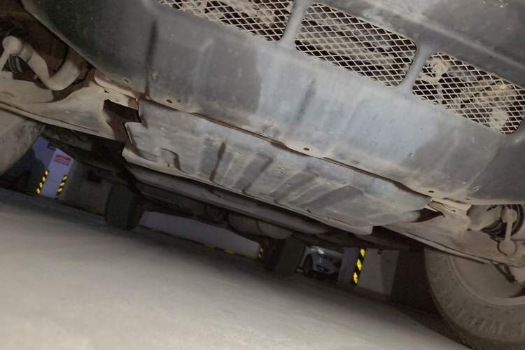 Used Mitsubishi Pajero 2016 3.0L Automatic Prestige Version China V Standard Chassis Front