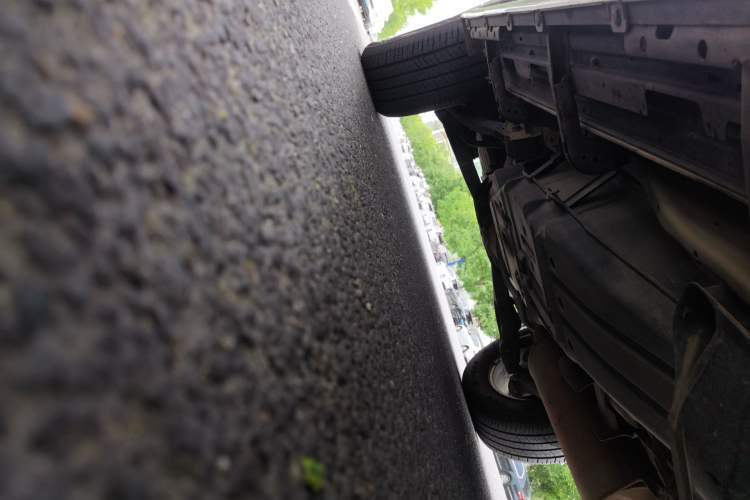 Used Mitsubishi Pajero 2016 3.0L Automatic Standard Version China V Standard Chassis Front Right