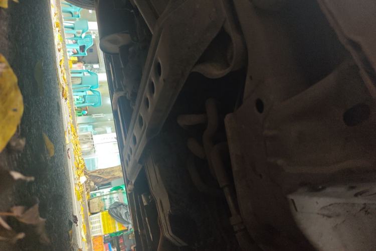Used Mitsubishi Pajero 2016 3.0L Automatic Prestige Version China V Standard Chassis Front Right