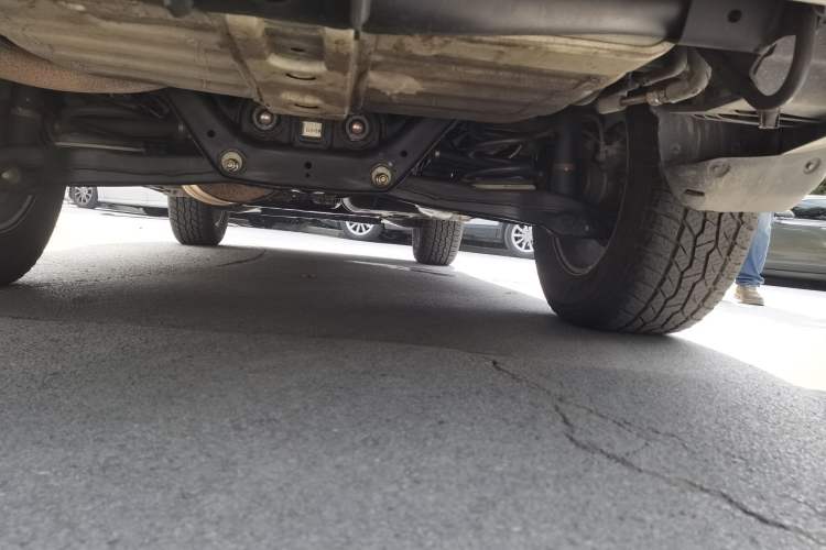 Used Mitsubishi Pajero 2016 3.0L Automatic Prestige Version China V Standard Chassis Rear