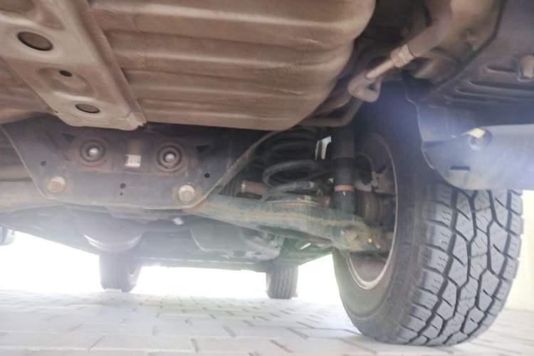 Used Mitsubishi Pajero 2016 3.0L Automatic Standard Version China IV Standard Chassis Rear