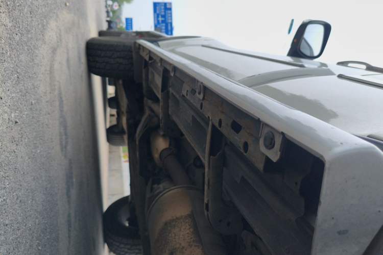 Used Mitsubishi Pajero 2016 3.0L Automatic Prestige Version China V Standard Chassis Rear Left