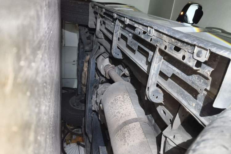 Used Mitsubishi Pajero 2016 3.0L Automatic Standard Version China V Standard Chassis Rear Left