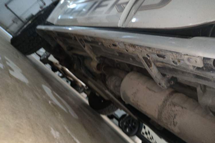 Used Mitsubishi Pajero 2016 3.0L Automatic Prestige Version China V Standard Chassis Rear Left
