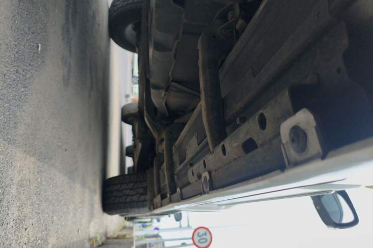 Used Mitsubishi Pajero 2016 3.0L Automatic Prestige Version China V Standard Chassis Rear Right