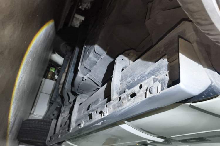 Used Mitsubishi Pajero 2016 3.0L Automatic Standard Version China V Standard Chassis Rear Right