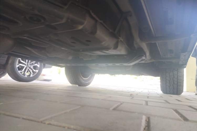 Used Mitsubishi Pajero 2016 3.0L Automatic Standard Version China IV Standard Chassis Rear Right