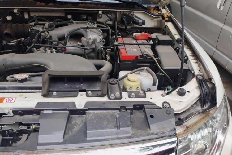 Used Mitsubishi Pajero 2016 3.0L Automatic Luxury Version China V Standard Engine Bay Left