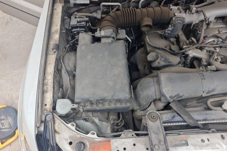Used Mitsubishi Pajero 2016 3.0L Automatic Luxury Version China V Standard Engine Bay Right
