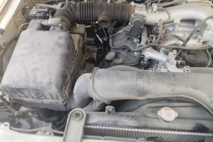 Used Mitsubishi Pajero 2016 3.0L Automatic Standard Version China V Standard Engine Bay Right