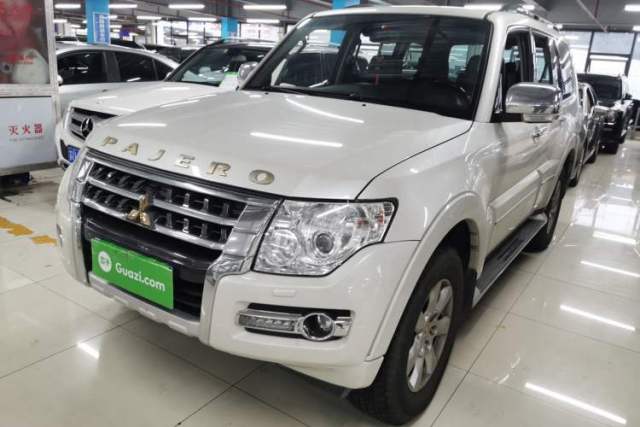 Used Mitsubishi Pajero 2016 3.0L Automatic Prestige Version China V Standard