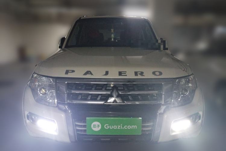 Used Mitsubishi Pajero 2016 3.0L Automatic Standard Version China V Standard Front