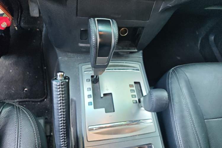 Used Mitsubishi Pajero 2016 3.0L Automatic Luxury Version China V Standard Gear Lever