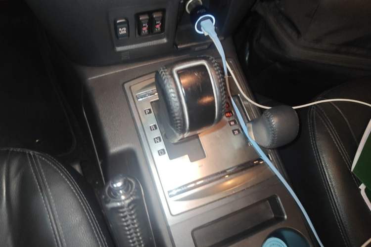 Used Mitsubishi Pajero 2016 3.0L Automatic Prestige Version China IV Standard Gear Lever