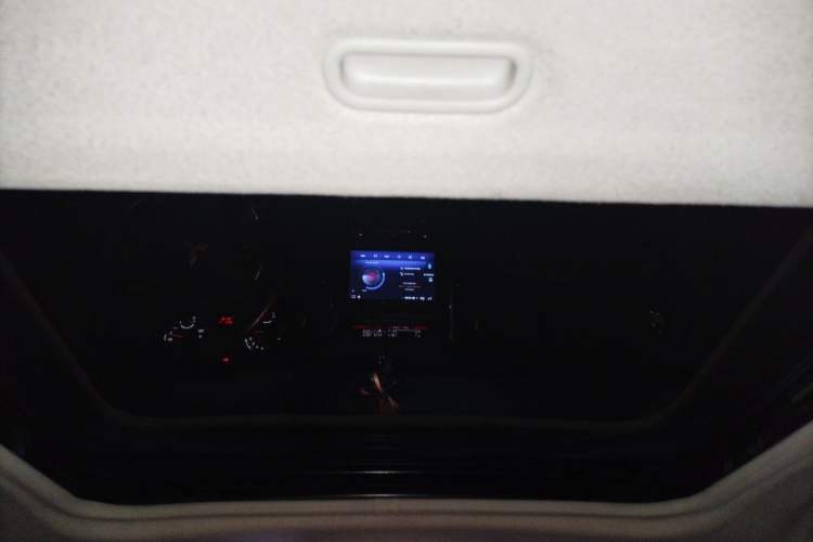 Used Mitsubishi Pajero 2016 3.0L Automatic Standard Version China V Standard Headliner