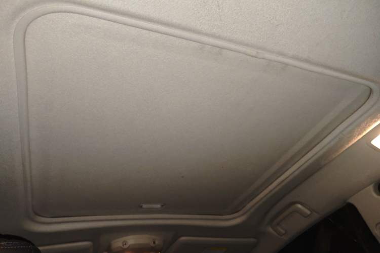 Used Mitsubishi Pajero 2016 3.0L Automatic Prestige Version China V Standard Headliner