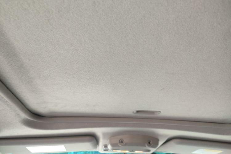 Used Mitsubishi Pajero 2016 3.0L Automatic Standard Version China V Standard Headliner