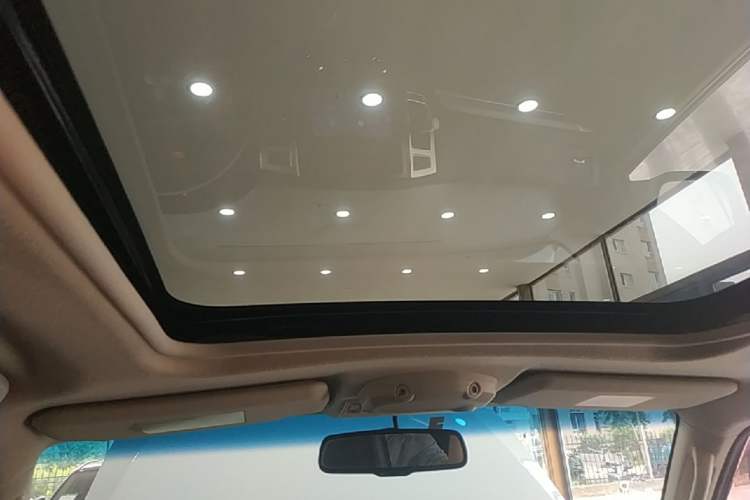 Used Mitsubishi Pajero 2016 3.0L Automatic Standard Version China V Standard Headliner