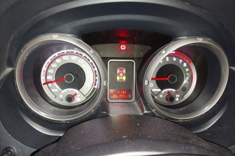 Used Mitsubishi Pajero 2016 3.0L Automatic Standard Version China V Standard Instrument Cluster