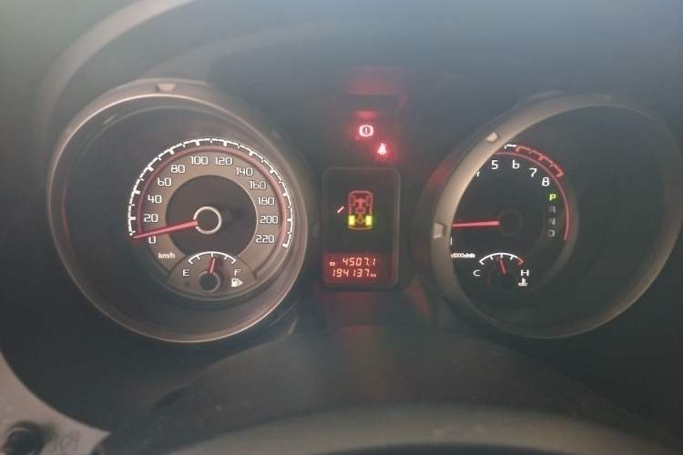 Used Mitsubishi Pajero 2016 3.0L Automatic Standard Version China IV Standard Instrument Cluster