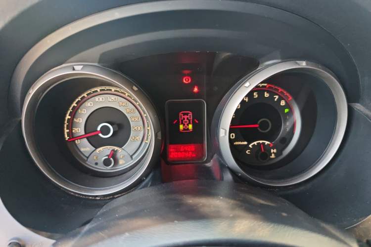 Used Mitsubishi Pajero 2016 3.0L Automatic Standard Version China V Standard Instrument Cluster