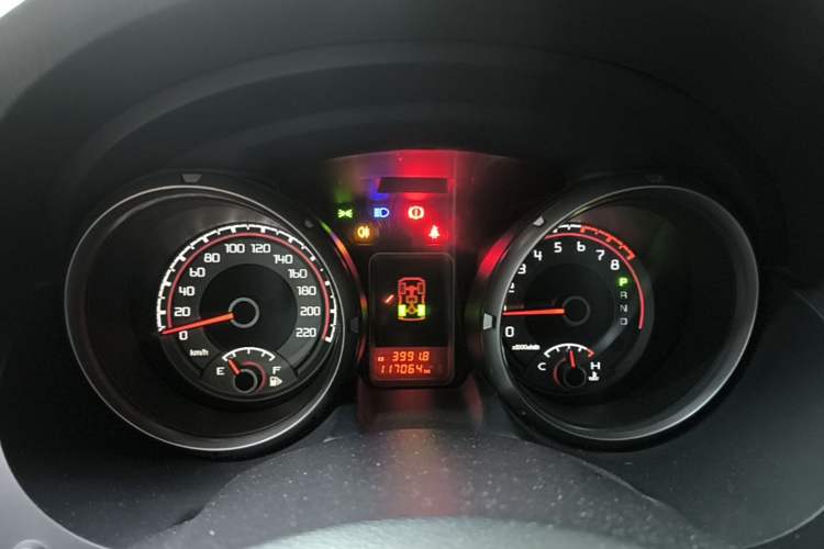 Used Mitsubishi Pajero 2016 3.0L Automatic Standard Version China IV Standard Instrument Cluster