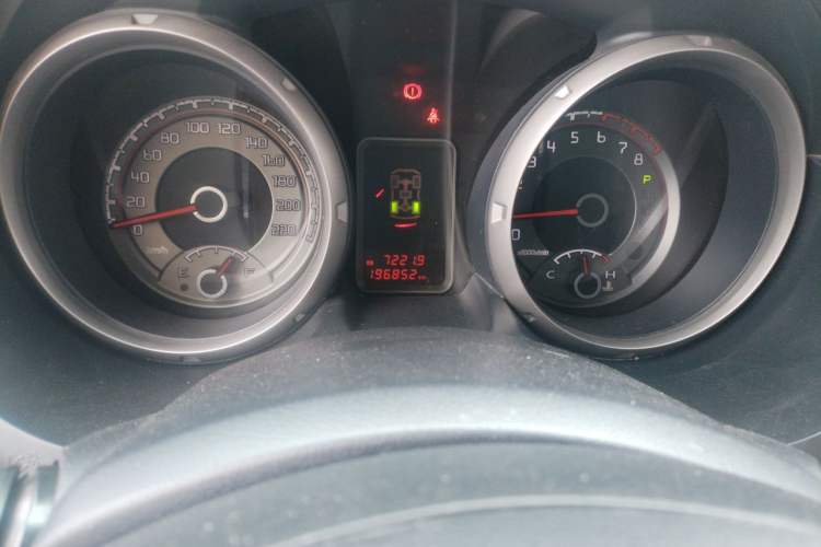 Used Mitsubishi Pajero 2016 3.0L Automatic Standard Version China V Standard Odometer Close Up