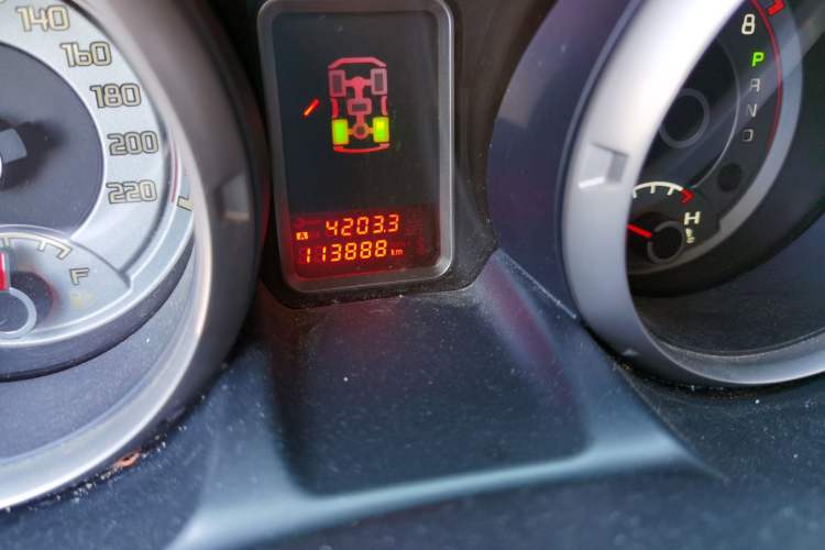 Used Mitsubishi Pajero 2016 3.0L Automatic Standard Version China V Standard Odometer Close Up