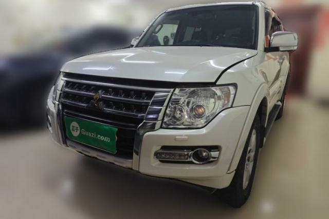 Used Mitsubishi Pajero 2016 3.0L Automatic Prestige Version China V Standard