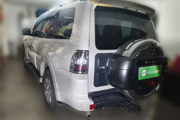Used Mitsubishi Pajero 2016 3.0L Automatic Standard Version China V Standard Rear Left 45 Deg