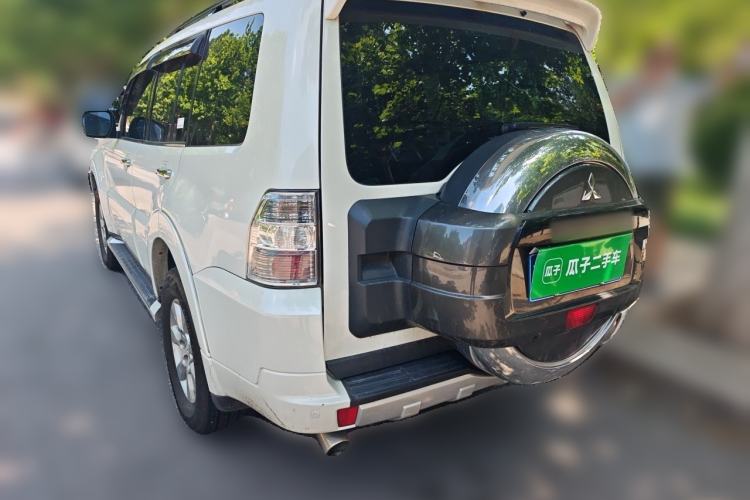 Used Mitsubishi Pajero 2016 3.0L Automatic Luxury Version China V Standard Rear Left 45 Deg