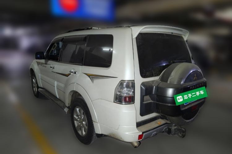 Used Mitsubishi Pajero 2016 3.0L Automatic Prestige Version China V Standard Rear Left 45 Deg