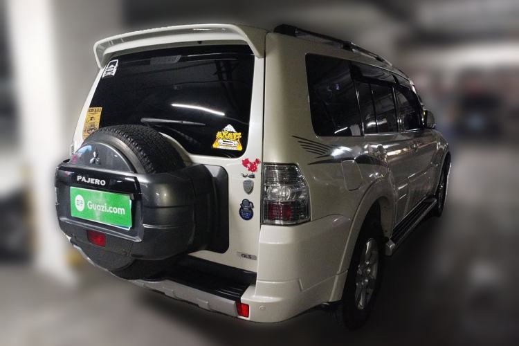 Used Mitsubishi Pajero 2016 3.0L Automatic Standard Version China V Standard Rear Right 45 Deg