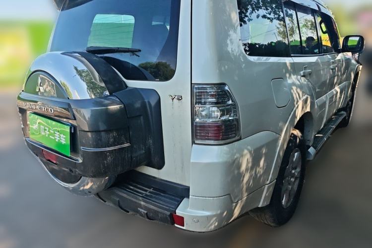 Used Mitsubishi Pajero 2016 3.0L Automatic Standard Version China V Standard Rear Right 45 Deg