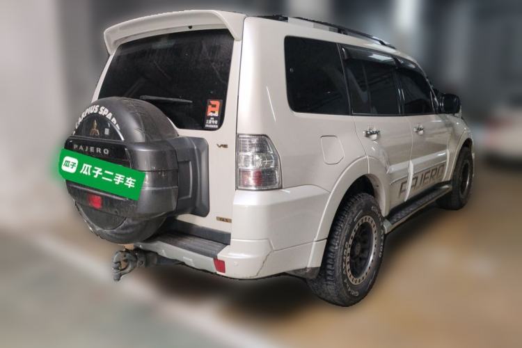 Used Mitsubishi Pajero 2016 3.0L Automatic Prestige Version China V Standard Rear Right 45 Deg