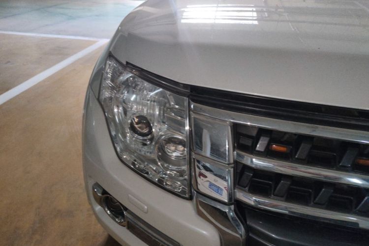 Used Mitsubishi Pajero 2016 3.0L Automatic Prestige Version China V Standard Right Front Headlight