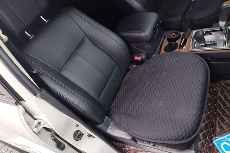 Used Mitsubishi Pajero 2016 3.0L Automatic Prestige Version China V Standard Right Front Seat