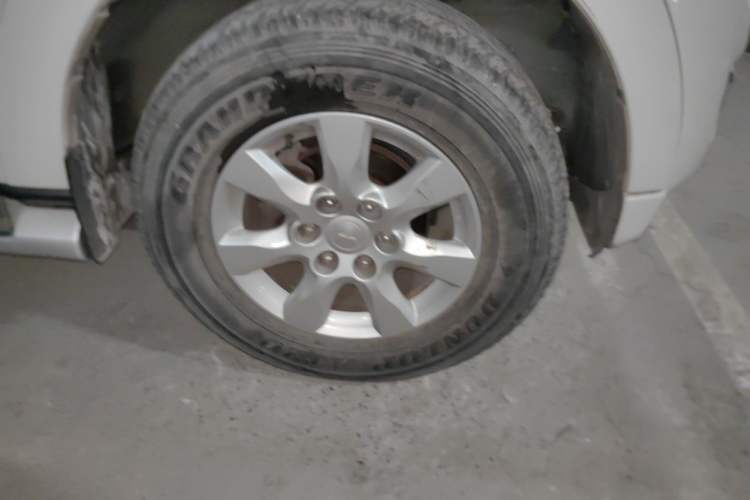 Used Mitsubishi Pajero 2016 3.0L Automatic Standard Version China V Standard Right Front Wheel Hub