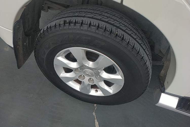 Used Mitsubishi Pajero 2016 3.0L Automatic Standard Version China V Standard Right Rear Wheel Hub