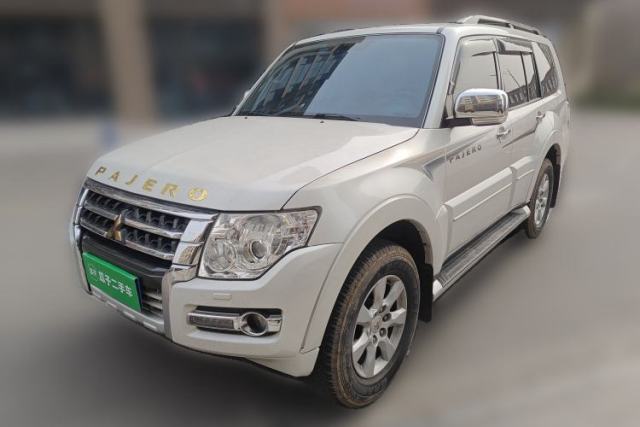 Used Mitsubishi Pajero 2016 3.0L Automatic Prestige Version China V Standard