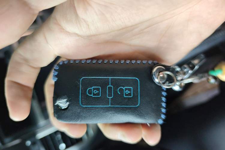 Used Mitsubishi Pajero 2016 3.0L Automatic Prestige Version China V Standard Vehicle Key