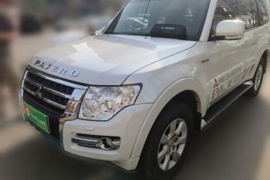 Used Mitsubishi Pajero 2016 3.0L Automatic Standard Version China V Standard
