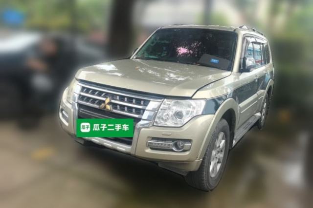 Used Mitsubishi Pajero 2016 3.0L Automatic Luxury Version China V Standard