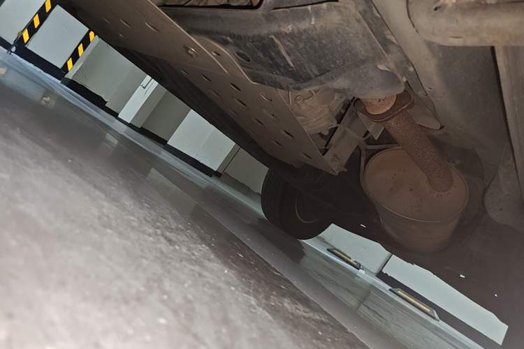 Used Mitsubishi Pajero 2016 3.0L Automatic Prestige Version China V Standard Chassis Front Left
